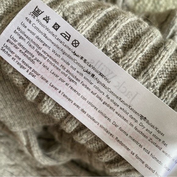 Jack Wills l Wool Blend Classic Cable Knitted Jumper - Picture 14 of 16